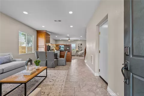 Entry Way - 29908 Shadow, Castaic, CA 91384 photo 1 of 5