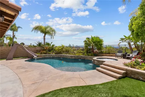 Exterior - 29908 Shadow, Castaic, CA 91384 photo 5 of 9