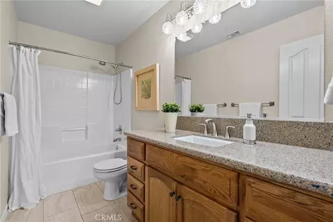 Bath - 29908 Shadow, Castaic, CA 91384 photo 5 of 5