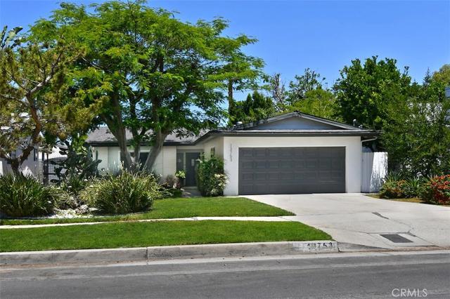 13753 Calvert, Van Nuys, CA 91401