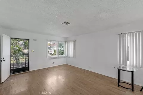 Living - 280 Macdonald St, Pasadena, CA 91103 photo 2 of 3