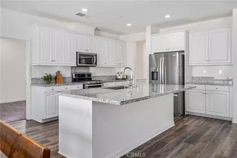 45025 43rd W, Lancaster, CA 93536