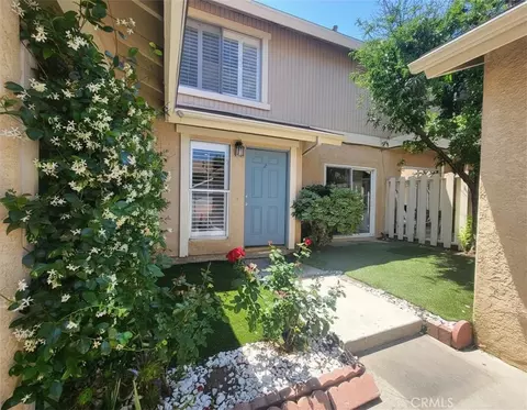 10125 De Soto Ave #2, Chatsworth, CA 91311