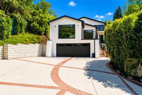 13082 Blairwood Dr, Studio City, CA 91604