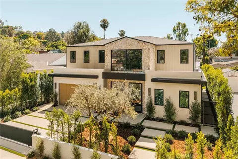 4133 Ventura Canyon Ave, Sherman Oaks, CA 91423