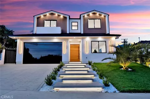 706 S Kenneth Rd, Burbank, CA 91501