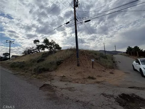 22117 Mccarthy, Tehachapi, CA 93561 photo 2