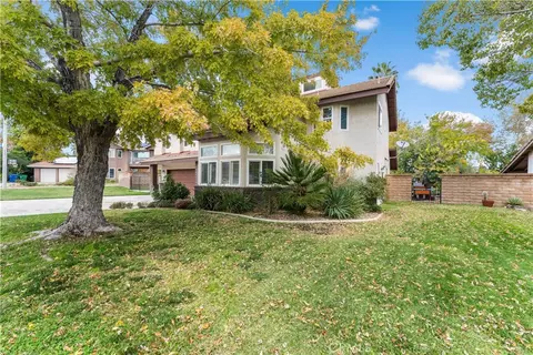 Exterior - 5641 Hickory St, Palmdale, CA 93551 photo 3 of 10