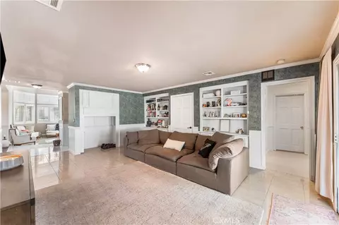 Living - 5641 Hickory St, Palmdale, CA 93551 photo 1 of 1