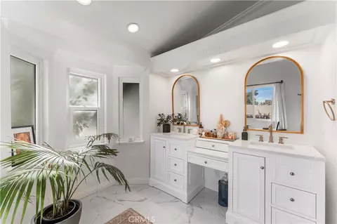 Bath - 5641 Hickory St, Palmdale, CA 93551 photo 4 of 6