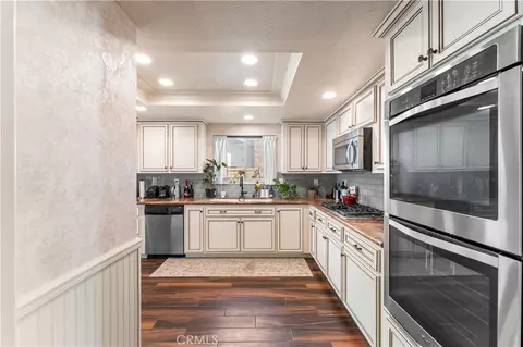 Kitchen - 5641 Hickory St, Palmdale, CA 93551 photo 1 of 6