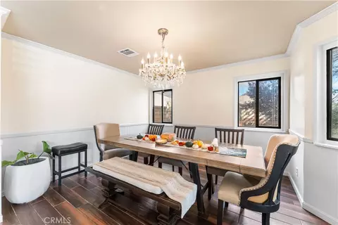 Dining - 5641 Hickory St, Palmdale, CA 93551 photo 2 of 3