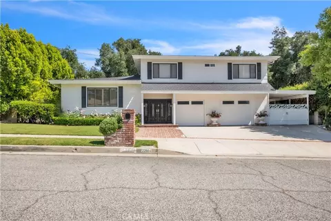 22664 Jameson, Calabasas, CA 91302
