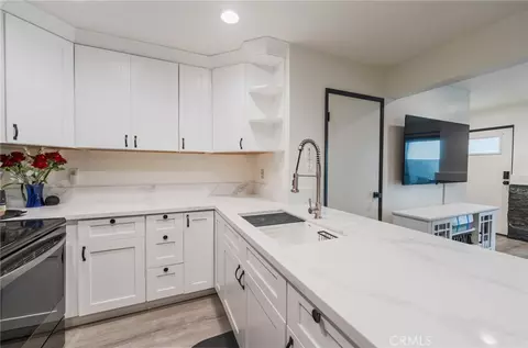 1159 Tivoli #85, Simi Valley, CA 93065