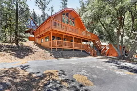 1523 Lassen Way, Pine Mountain Club, CA 93222