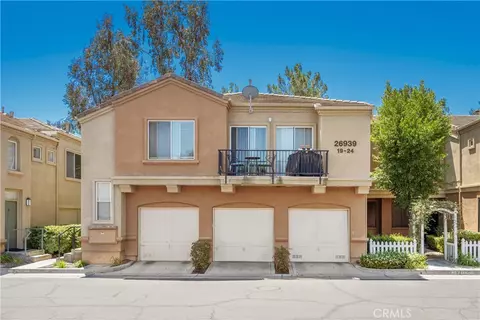 26939 Hillsborough Pkwy #20, Valencia, CA 91354
