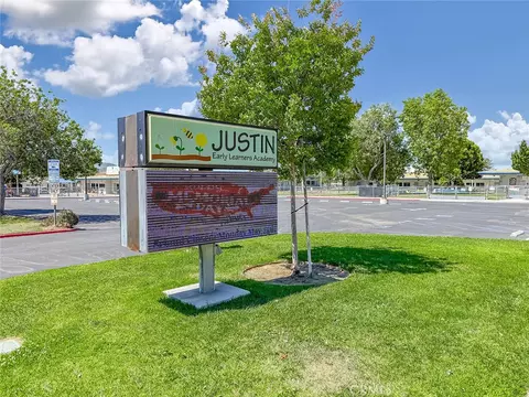 Exterior - 2235 Burnside, Simi Valley, CA 93065 photo 14 of 21