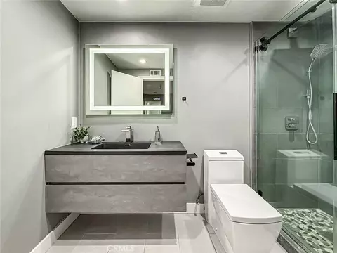 Bath - 2235 Burnside, Simi Valley, CA 93065 photo 3 of 9