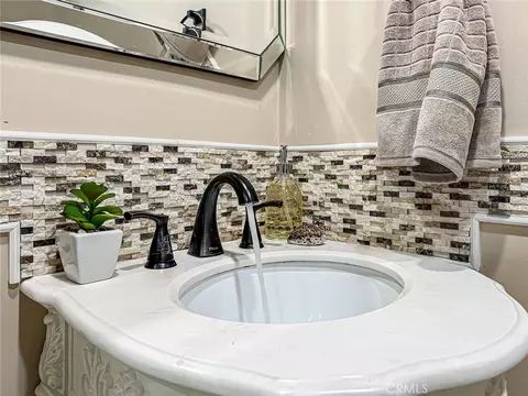 Bath - 2235 Burnside, Simi Valley, CA 93065 photo 2 of 9
