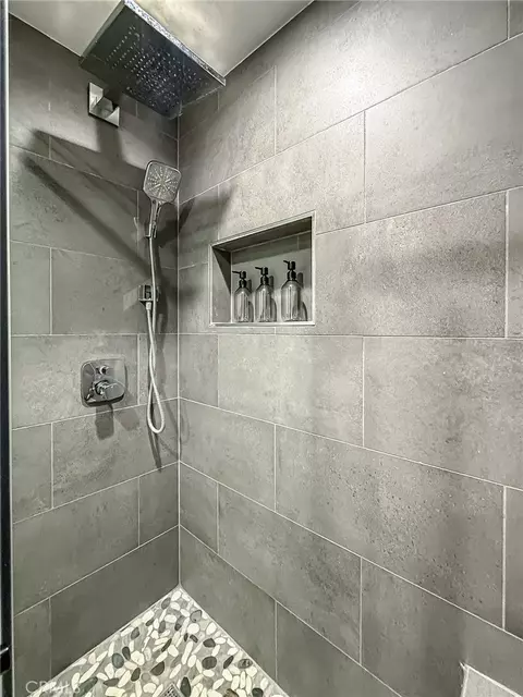 Bath - 2235 Burnside, Simi Valley, CA 93065 photo 6 of 9