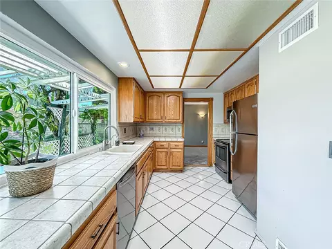 Kitchen - 2235 Burnside, Simi Valley, CA 93065 photo 1 of 5