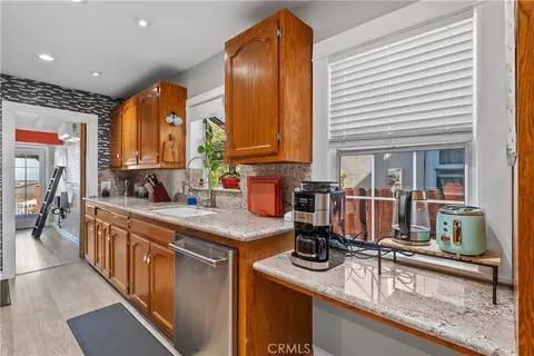Kitchen - 10739 Helendale, Tujunga, CA 91042 photo 1 of 2