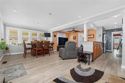 Entry Way - 10739 Helendale, Tujunga, CA 91042 photo 2 of 7