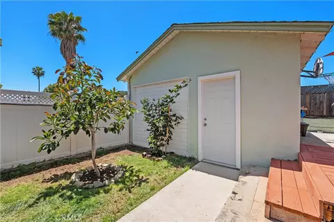 Exterior - 10739 Helendale, Tujunga, CA 91042 photo 7 of 10