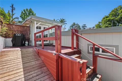 Exterior - 10739 Helendale, Tujunga, CA 91042 photo 9 of 10