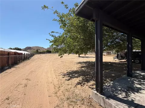 Exterior - 39125 162nd St E, Palmdale, CA 93591 photo 7 of 12