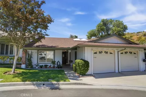 19427 Oak Xing, Newhall, CA 91321