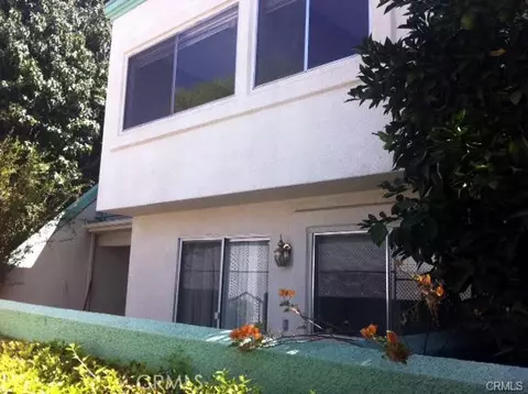 18526 Mayall St #G, Northridge, CA 91324