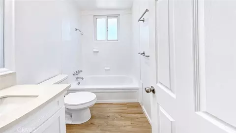 Bath - 43253 6th E, Lancaster, CA 93535 photo 1 of 1