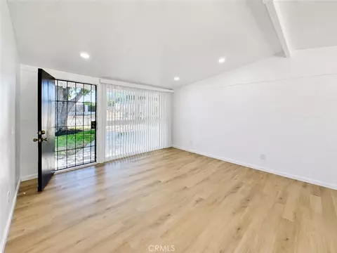43253 6th E, Lancaster, CA 93535 photo 8