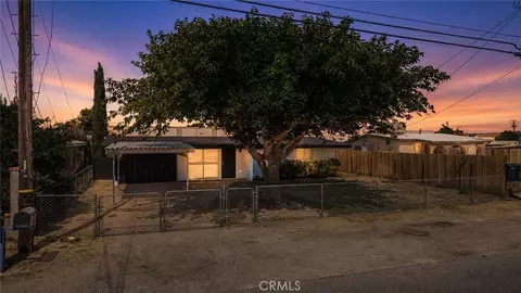 Exterior - 43253 6th E, Lancaster, CA 93535 photo 10 of 10