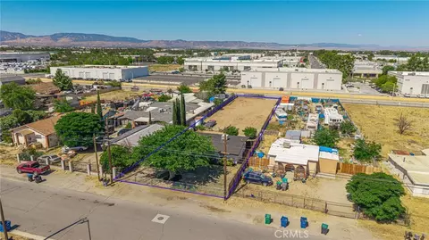 View/Area - 43253 6th E, Lancaster, CA 93535 photo 6 of 10