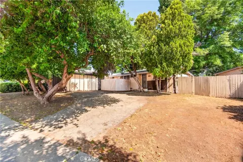 20253 Hamlin St, Winnetka, CA 91306