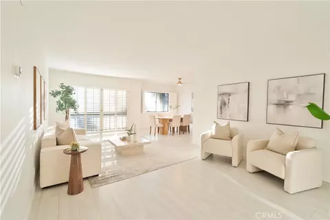 5400 Lindley Ave #322, Encino, CA 91316