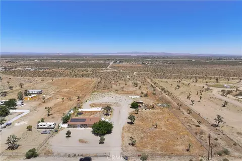 View/Area - 3104 Sacramento, Phelan, CA 92371 photo 5 of 6