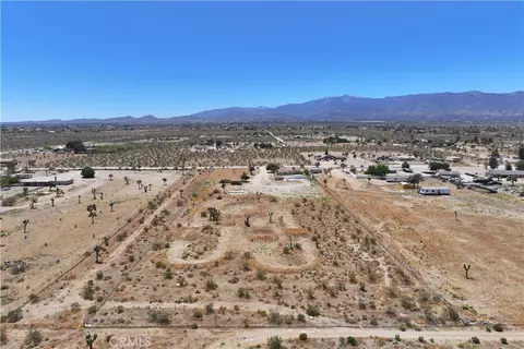 View/Area - 3104 Sacramento, Phelan, CA 92371 photo 1 of 6
