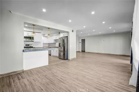 Living - 972 E California #304, Pasadena, CA 91106 photo 8 of 10