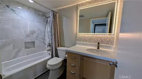 Bath - 3554 Sunset, Oxnard, CA 93035 photo 1 of 4