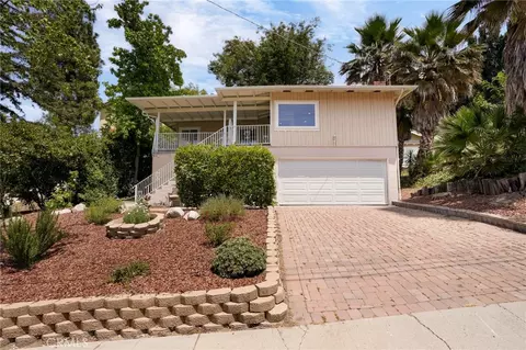 21823 Providencia St, Woodland Hills, CA 91364