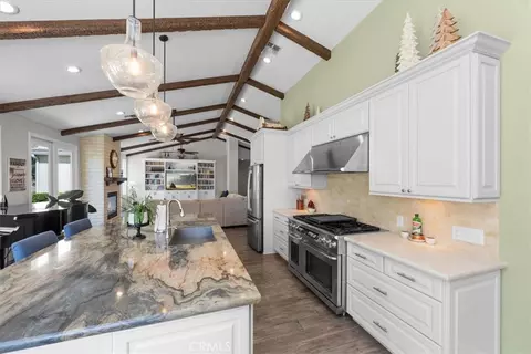 Kitchen - 1925 El Dorado, Acton, CA 93510 photo 3 of 4