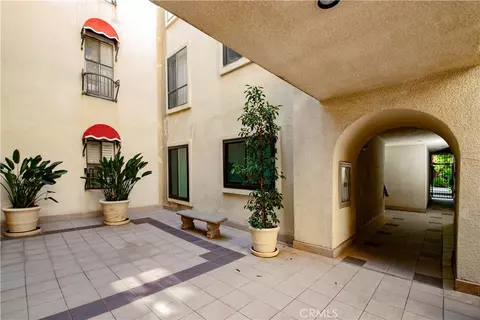 5236 Yarmouth #113, Encino, CA 91316