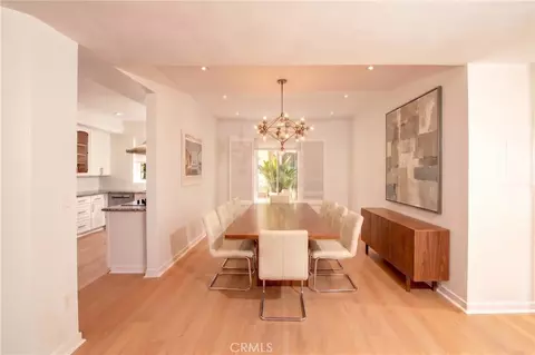 5236 Yarmouth #113, Encino, CA 91316