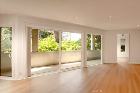 5236 Yarmouth #113, Encino, CA 91316
