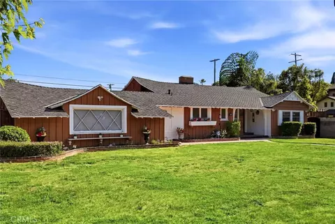 17066 Chase St, Sherwood Forest, CA 91325