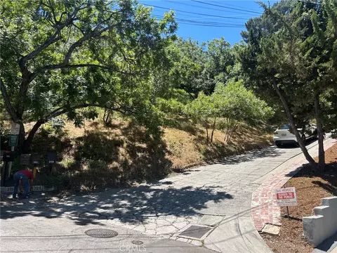 3721 Ventura Cyn, Sherman Oaks, CA 91423