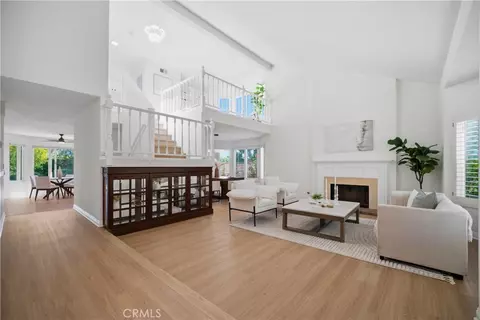 29950 Rolling Ridge Dr, Agoura Hills, CA 91301